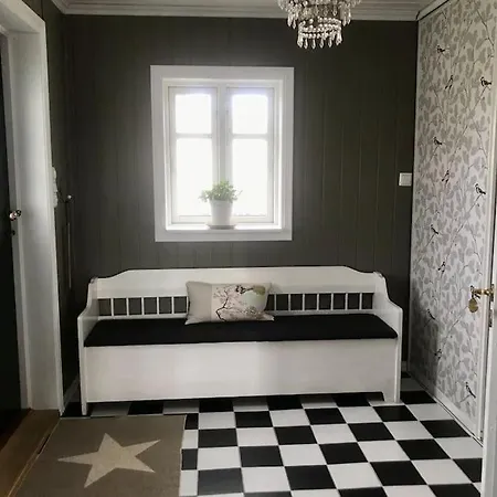 Lenes Hus Halden