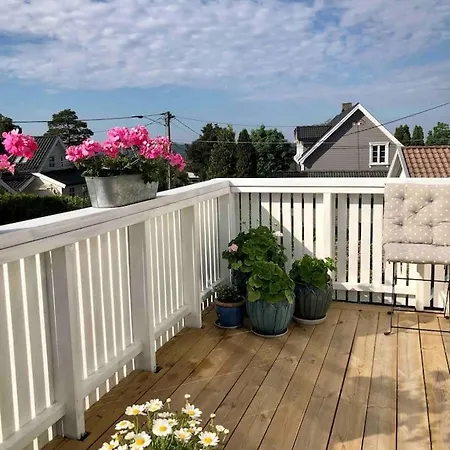 Willa Lenes Hus Halden