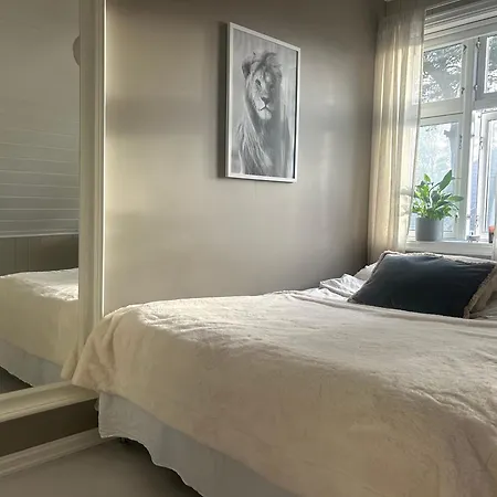 Lenes Hus Βίλα