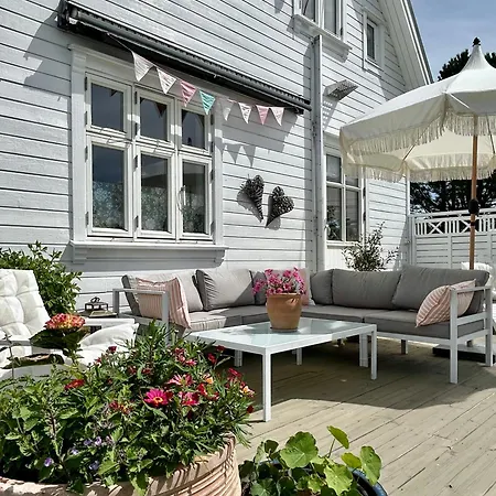 Lenes Hus * Halden