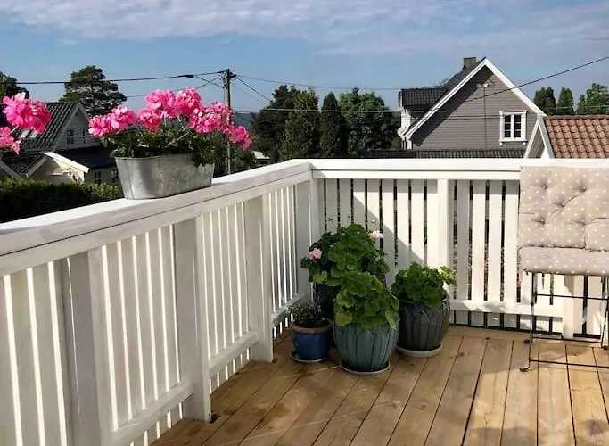 Villa Lenes Hus Halden